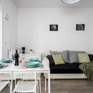  Apartament Apart D&k Free Parking Aleja Prymasa Tysiaclecia 83a