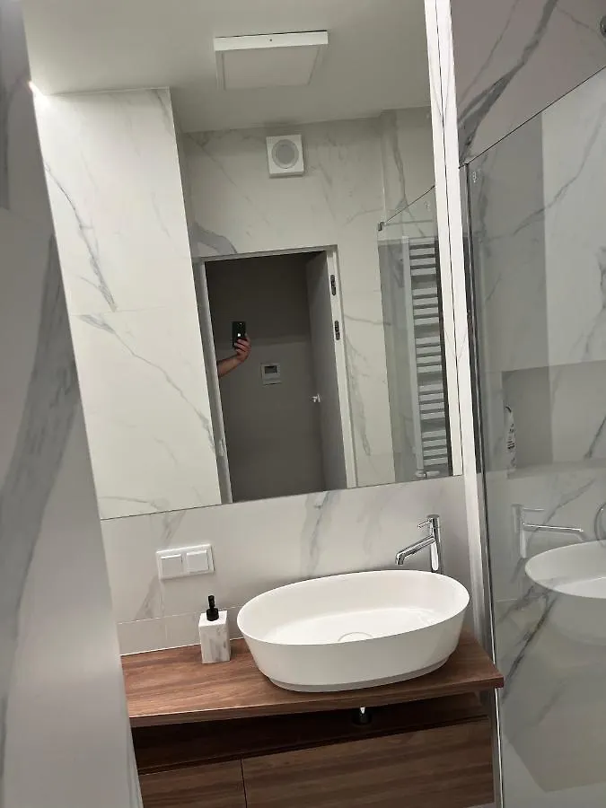Warsaw Home Suites 0*,
