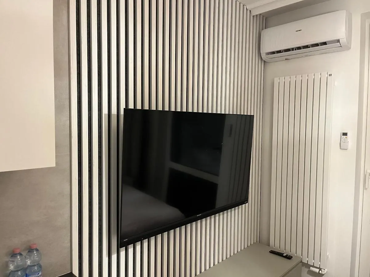 Warsaw Home Suites Apartment
