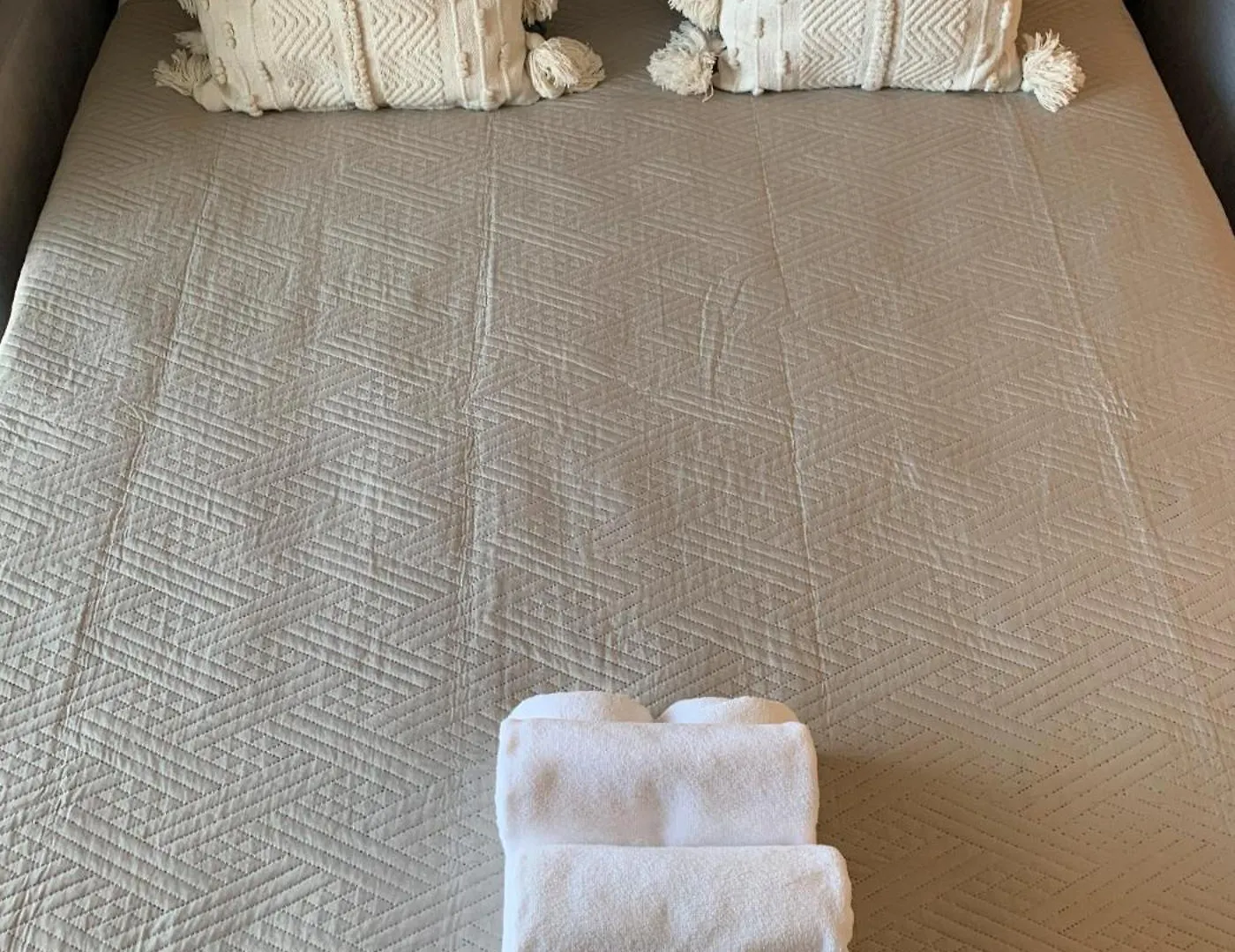 Warsaw Home Suites Apartment